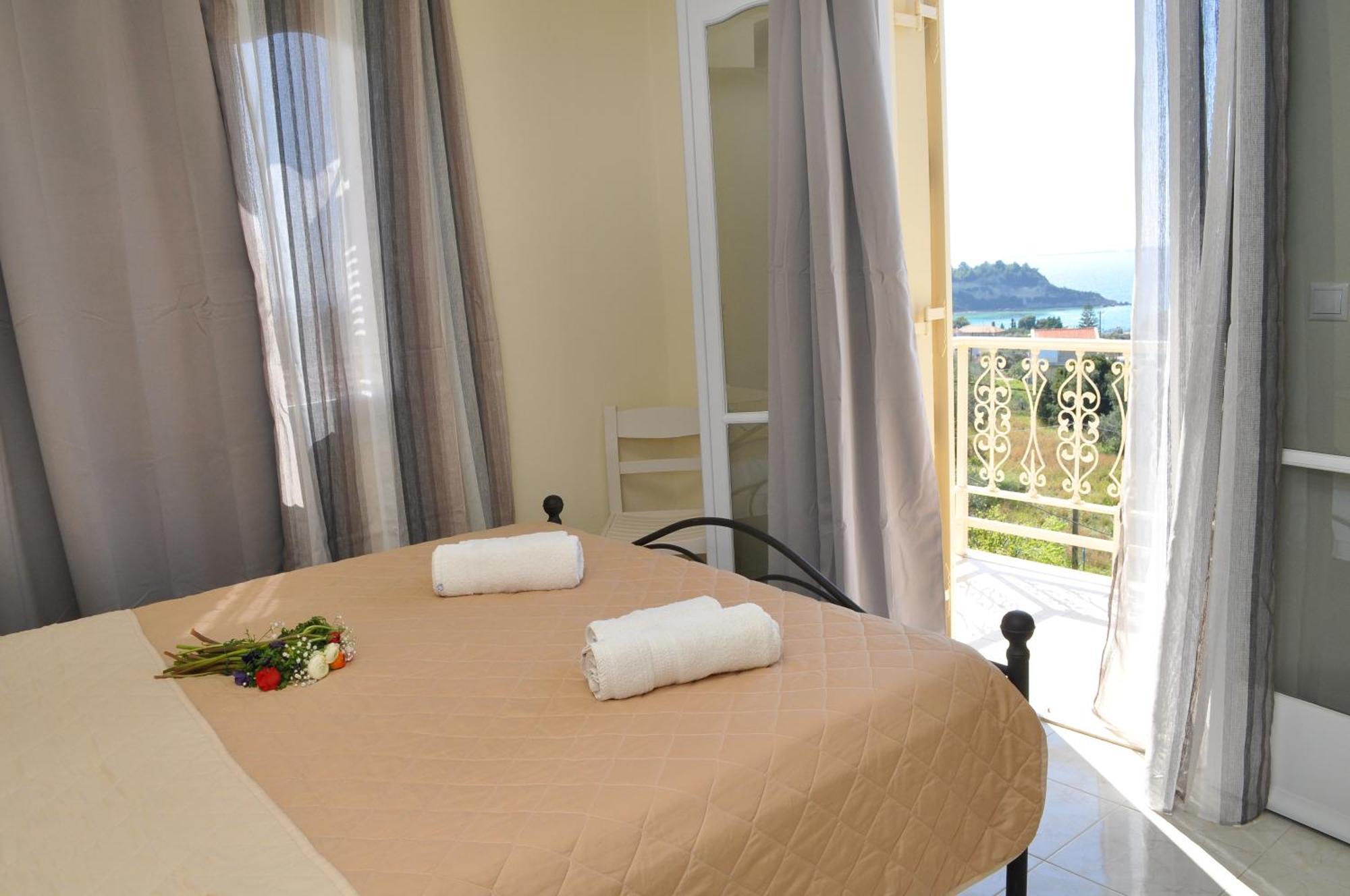 Polymnia Apartments Lassi Ласи Екстериор снимка