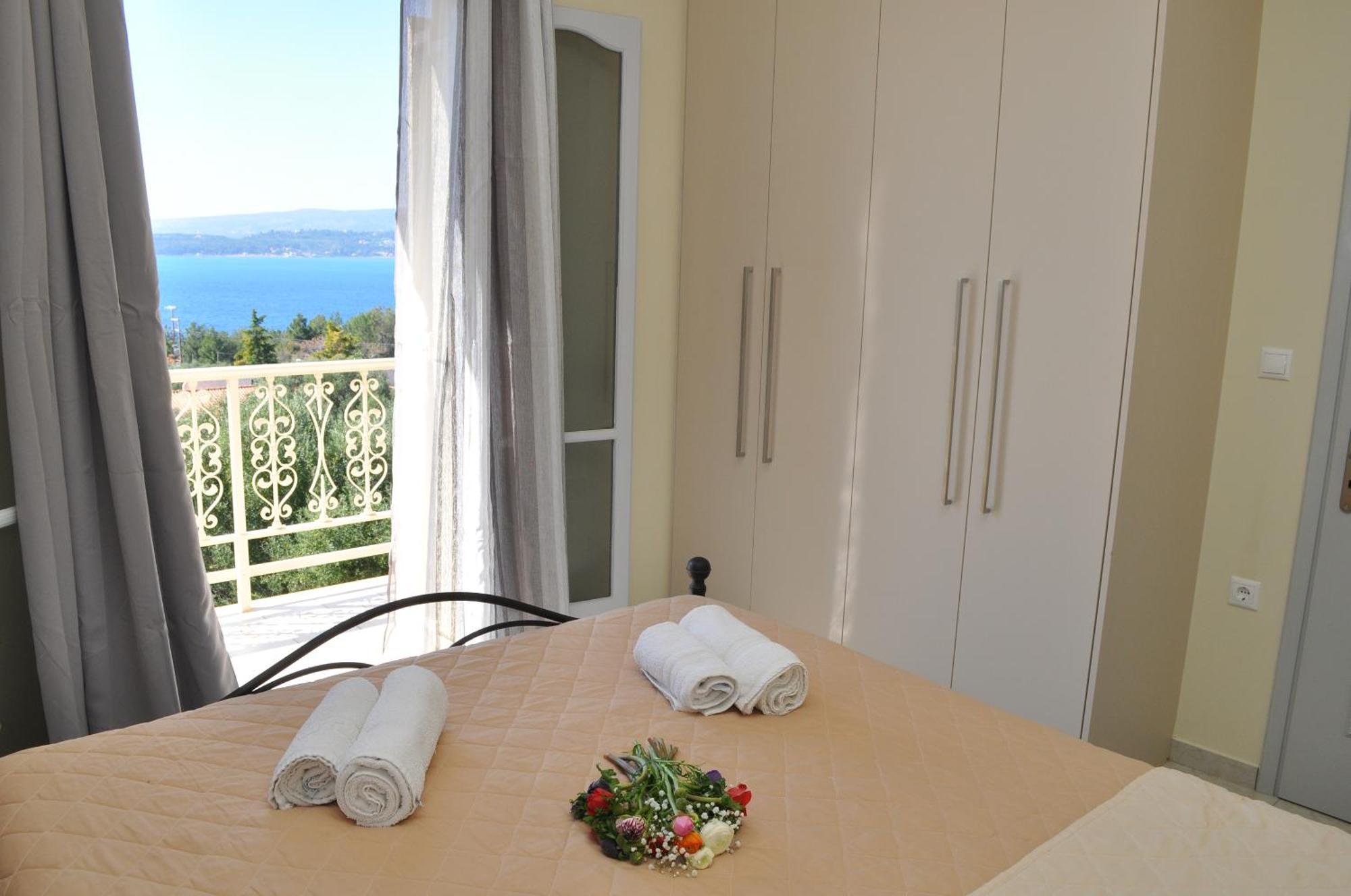 Polymnia Apartments Lassi Ласи Екстериор снимка